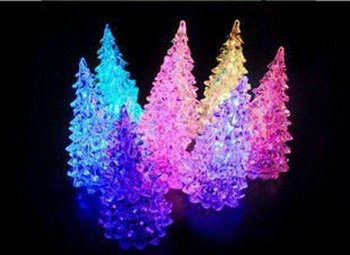 http://i00.i.aliimg.com/wsphoto/v3/671094012_1/Free-Shipping-LED-night-light-Halloween-gifts-LED-glass-crystal-Christmas-tree-night-lamp-seven-color.jpg_350x350.jpg