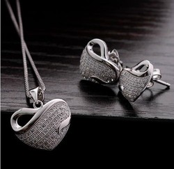 Free Shipping White Gold Plated Heart Necklace/Earrings, Make With AU Crystal,Crystal Set Wholesale Fashion Jewelry SW-020(China (Mainland))