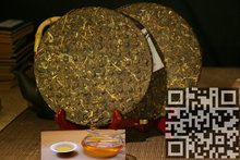 Production in 1969 green pu er tea 357g+Gift(Oolong Tea+Dahongpao Tea) Beauty and health care puer tea Organic food puer tea