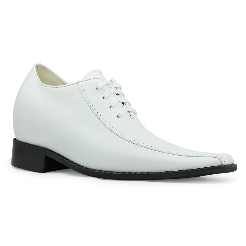 Men women for Girls with Jeans Designs 2013: White Dress Shoes For Men ...