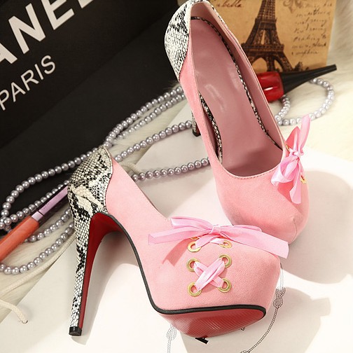 http://i00.i.aliimg.com/wsphoto/v4/741610312_1/Hot-2013-latest-big-high-font-b-heels-b-font-red-sole-high-font-b-heels.jpg