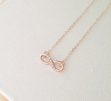 1pcs 2015 Fashion Jewelry Silver Plated Bridesmaid Gift Tiny Crystal Infinity Love Necklace for Women