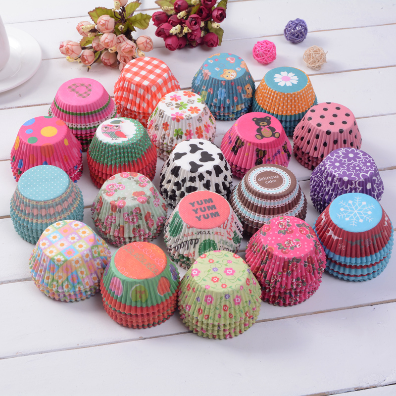 Medium Cupcake Cases Strawberry 60pcs Paper Greaseproof Baking Muffin Cups