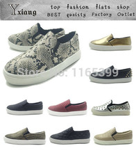 NEW arrival Slip-on women flats Canvas spring/autumn Loafer Shoes Vintage Style Snakeskin Casual Sneakers printing free shipping