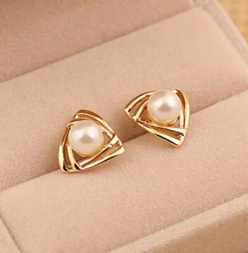 LZ Jewelry Hut E466 The 2014 New Fashion Retro Woman Korea Glossy Smooth Pearl Earrings For
