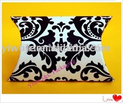 FREE SHIPPING--Damask Pillow Box,Wedding Favor Box, (JCO-A11)(China (Mainland))