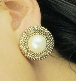 vintage gold and big pearl 2013 fashion stud earrings for women wholesale charms E050TA 4