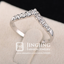 White Gold Plated Fashion Love Heart Design Crystals Studded Simple Ring for Women JingJing GA029D 