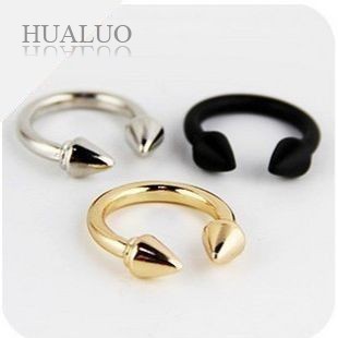 The Exaggerated Retro Wave Punk Rivet Arrows Forefinger Ring Queen R599 R600 R601